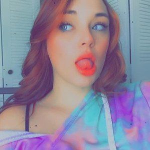 Meet your Posher, Lena